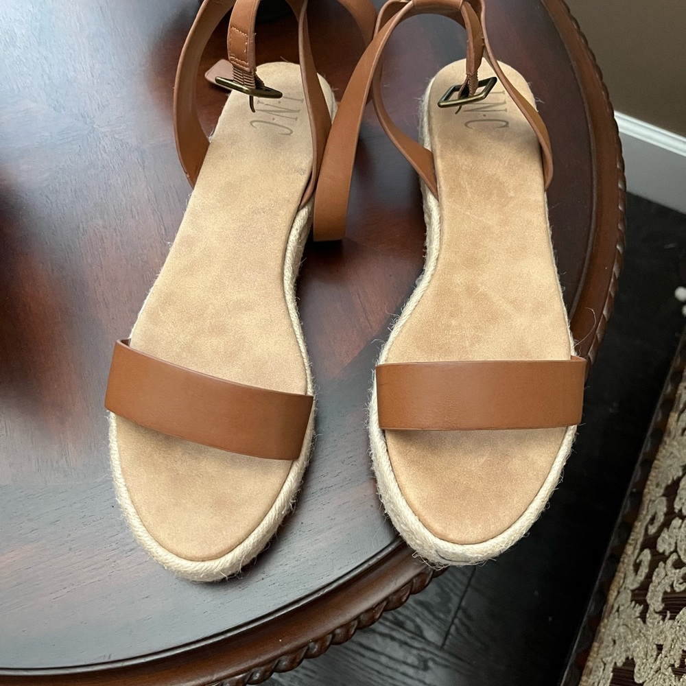INC International Concepts Tan Leather Sandals Size 10